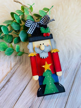 Load image into Gallery viewer, Ornament of the month club